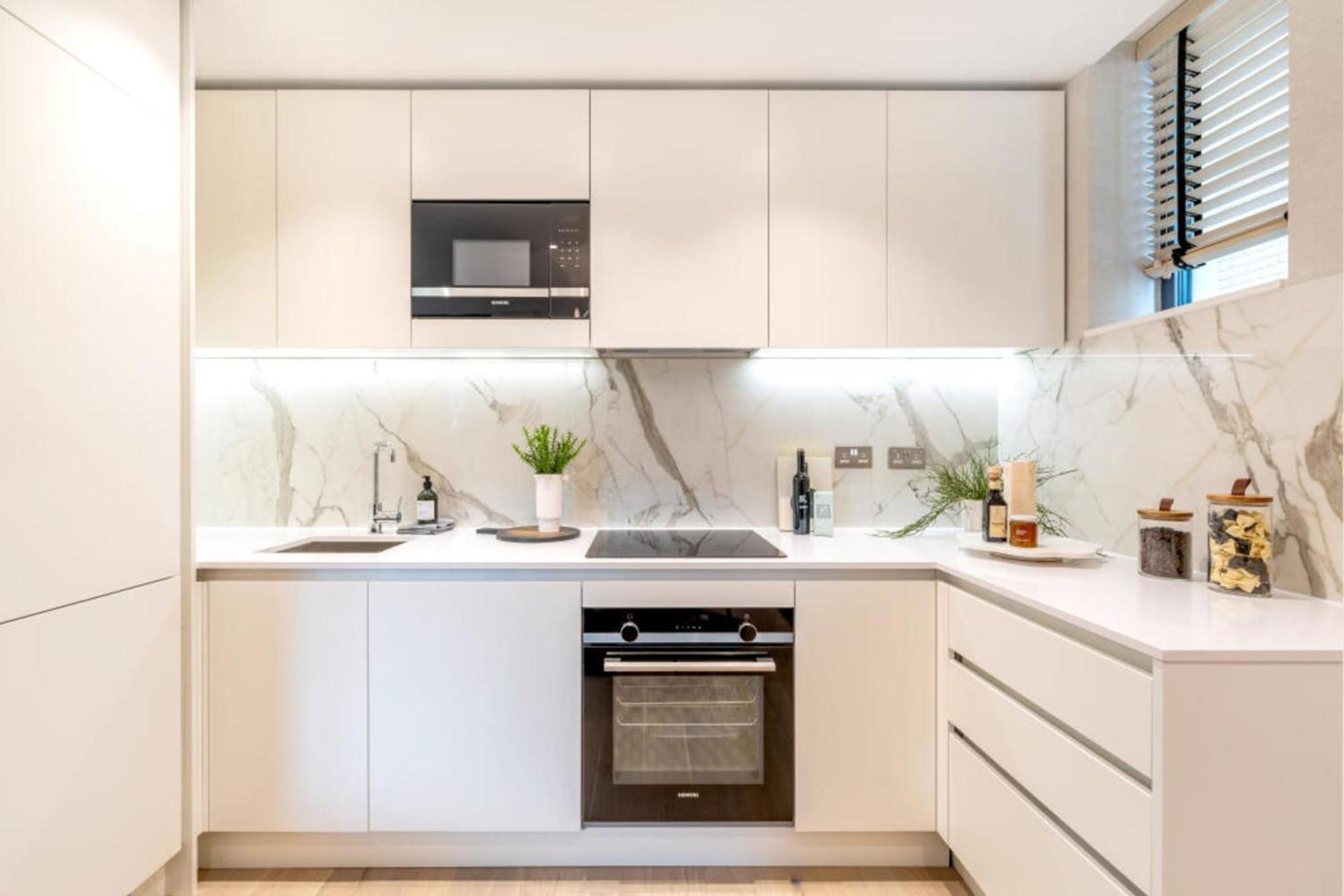 Luxury Waterfront Two Bedroom - 708